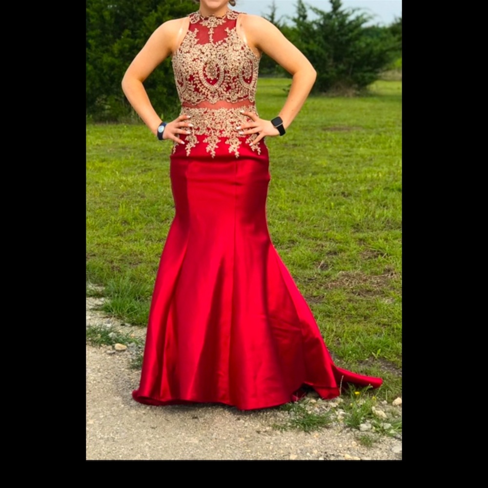 Red prom dress size 4 brand Alexander